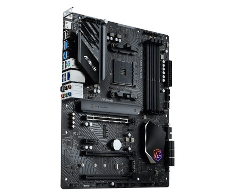 ASRock B550 PG Riptide Socket AM4